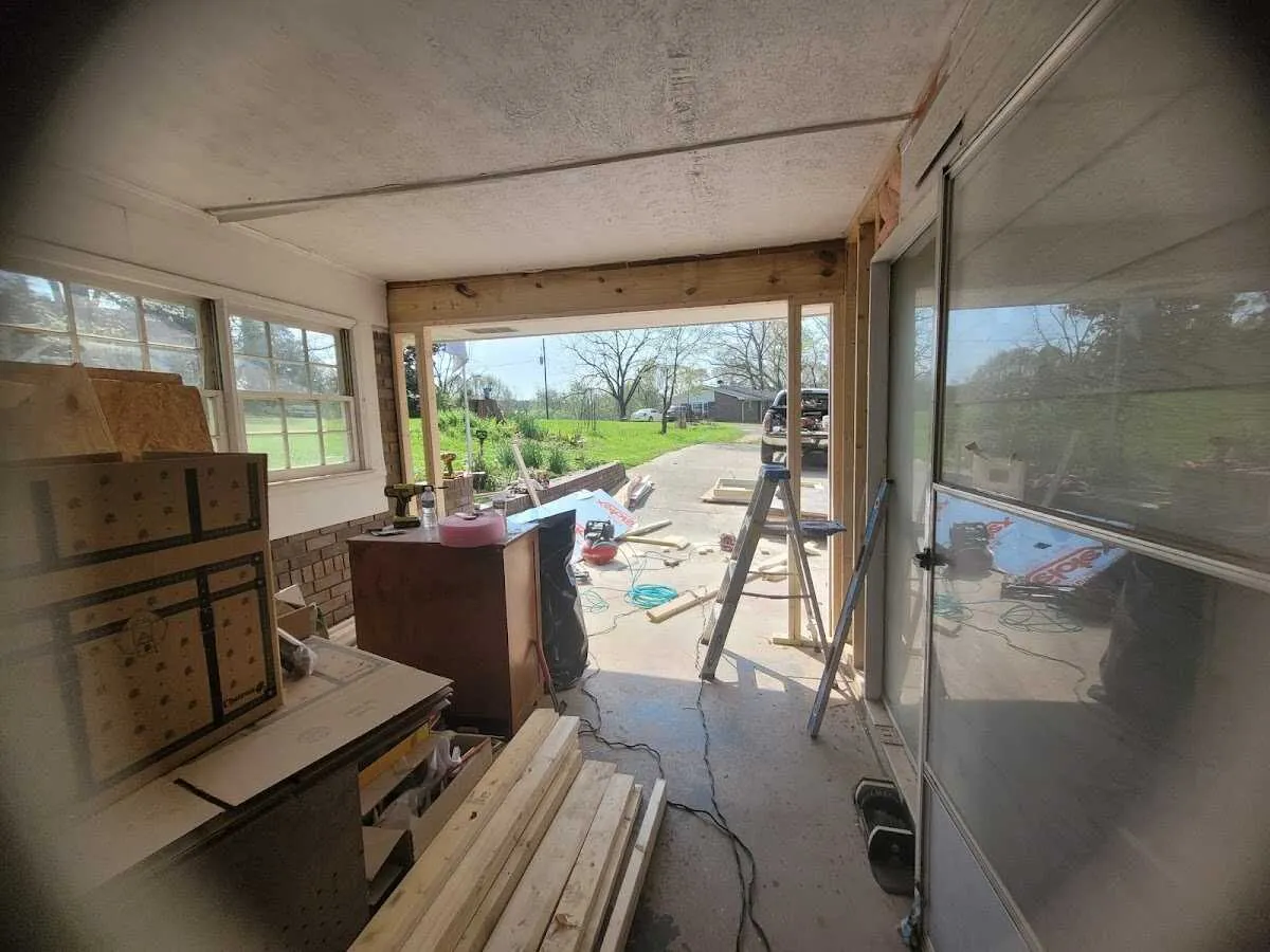 Air movers and dehumidifier for Drying & Dehumidification in Channahon